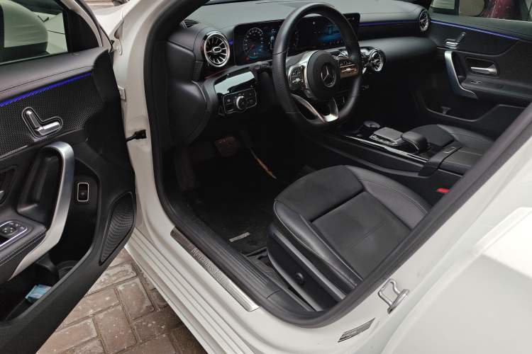 Used Mercedes-Benz A-Class 2020 Restyled A 200 L Sport Sedan Fashion Version