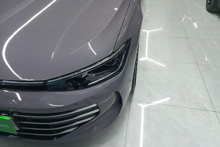 Used Volkswagen Passat 2025 Pro 380TSI Dragon Edition Left Front Headlight