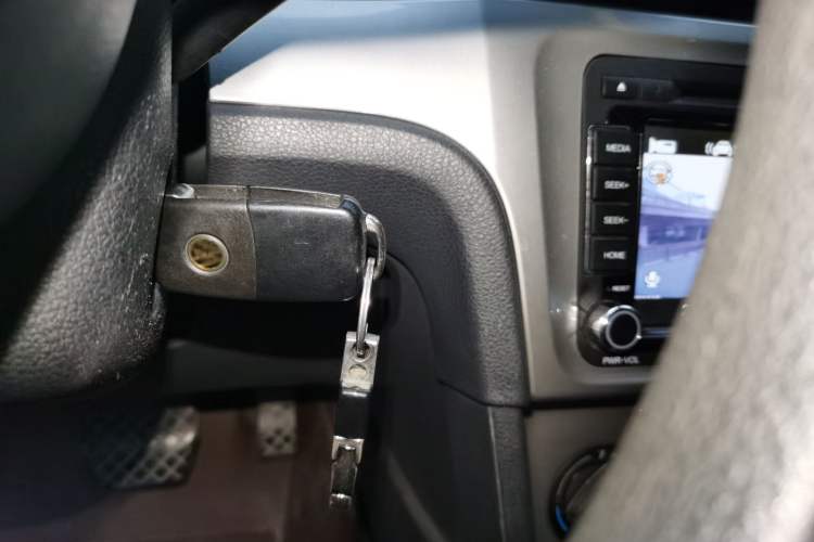 Used Volkswagen Lavida 2013 Restyled Classic 1.6L Automatic Comfort Edition Vehicle Key