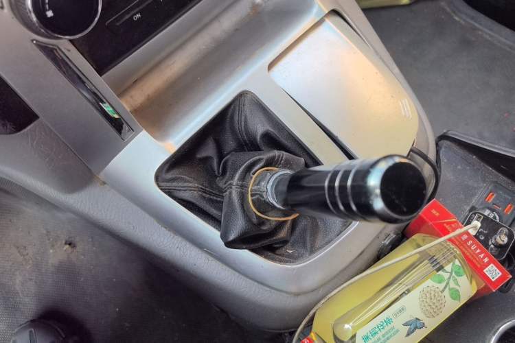 Used Foton Scenic G5 2020 2.0L Long-Wheelbase Flat-Roof 6-Seater Multi-Purpose Passenger Vehicle 1TZS
