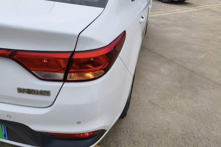 Used Kia K2 2017 Sedan 1.4L Manual Transmission GLS Exterior 3