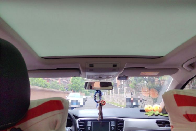 Used Volkswagen T-ROC 2019 230TSI DSG Two-Wheel-Drive Advanced Version China VI Standard Headliner