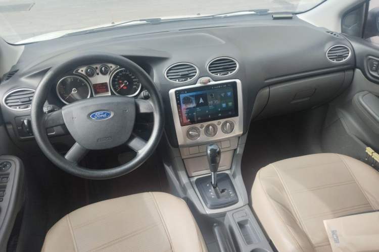 Used Ford Focus 2013 Hatchback Classic 1.8L Automatic Base Model