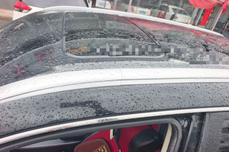 Used Geely Auto Emgrand X7 Sport 2021 Million Edition 1.8TD DCT Two-Wheel Drive Comfort Model
