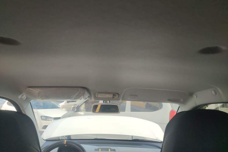 Used Chery QQ Ice Cream 2023 120km Ice Cream-Type Lithium Iron Phosphate