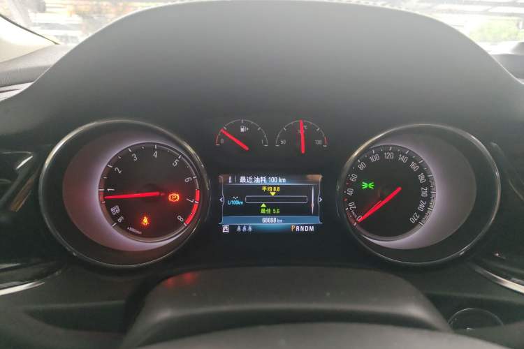 Used Buick Regal 2017 20T Elite Edition Instrument Cluster