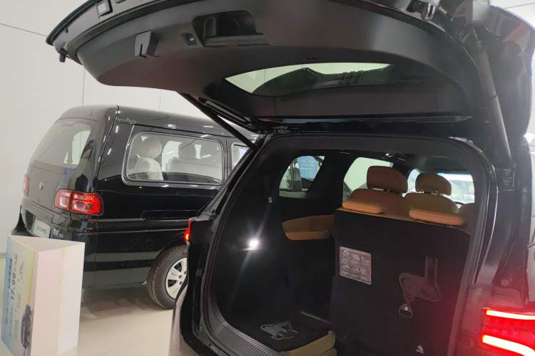 Used FORTHING Xinghai V9 2026 Model, More Enjoyment Series, 200km Luxury Edition