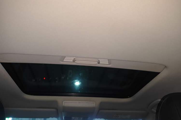 Used Volkswagen Passat 2019 280TSI Business Edition China VI Headliner