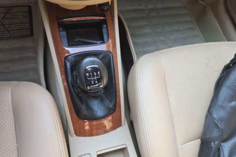 Used Buick Excelle 2011 1.6 LE-MT