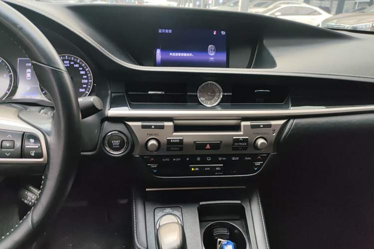 Used Lexus ES 2015 200 Elite Edition Audio And AC Panel