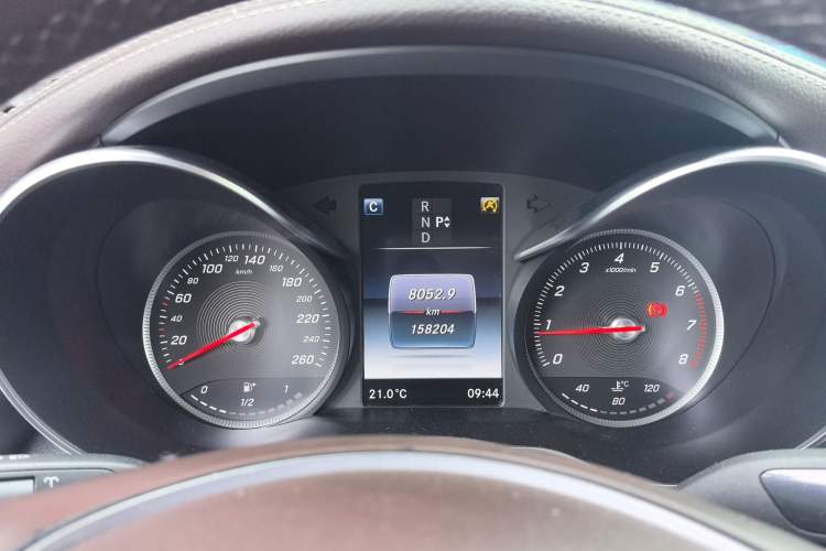 Used Mercedes-Benz GLC 2016 GLC 300 4MATIC Dynamic Model