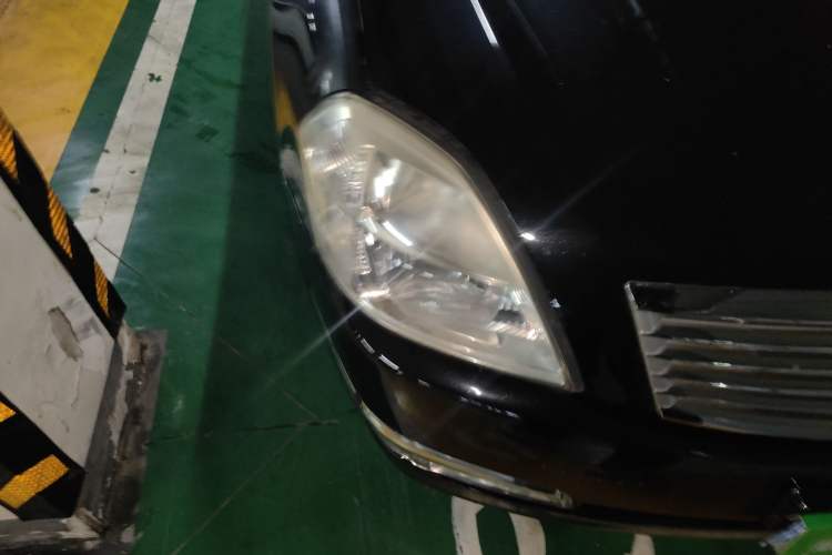Used Nissan Teana 2006 230JK-S Comfort Sunroof Right Front Headlight