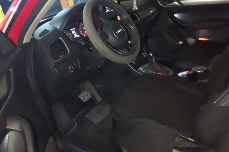 Used Audi Q3 2016 30 TFSI Fashion Model