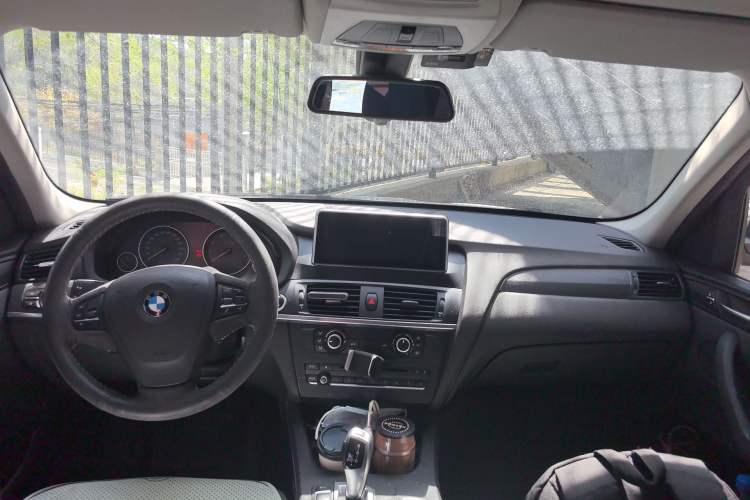 Used BMW X3 2016 sDrive20i Center Console