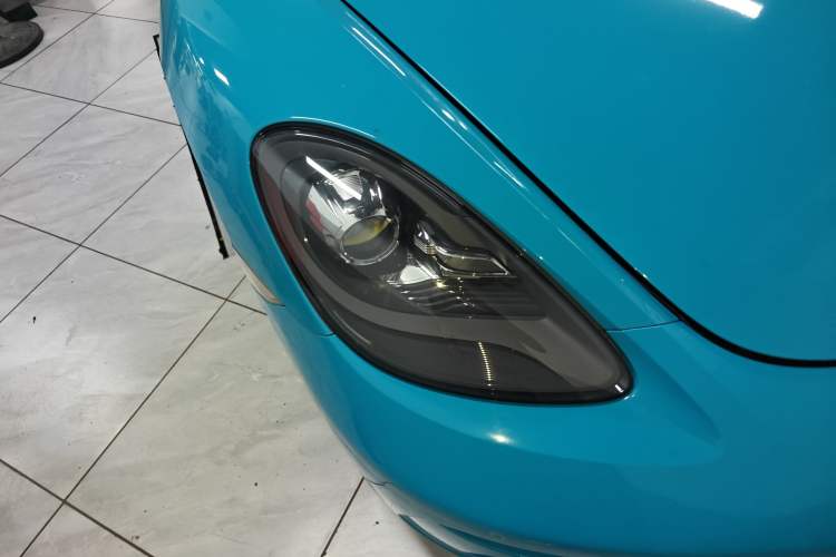 Used Porsche 718 2016 Cayman 2.0T
