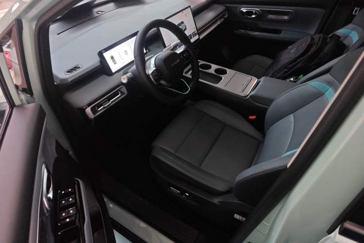 Used AION Y 2022 Plus 70 Smart Edition