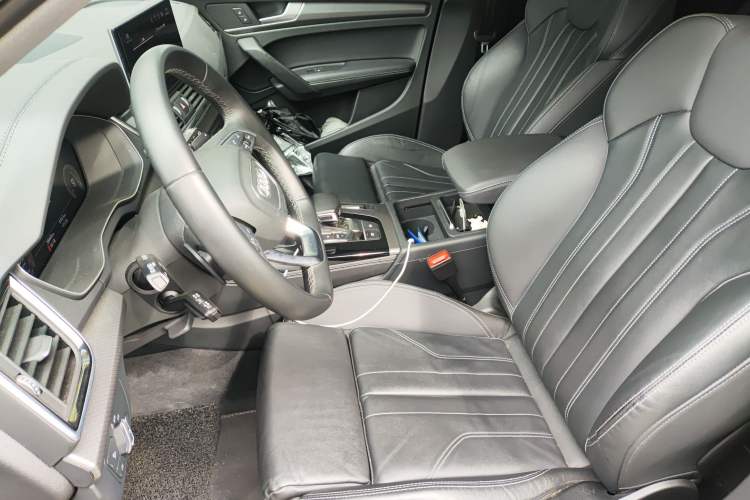 Used Audi Q5L 2022 40T Luxury Dynamic Model