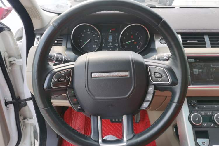 Used Land Rover Range Evoque 2016 2.0T SE Smart Glow Edition
