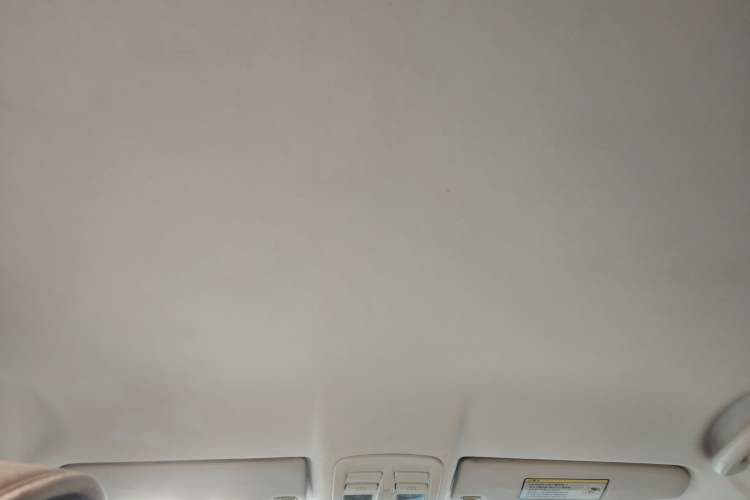 Used Dongfeng Aeolus H30 2013 CROSS 1.5L Automatic Luxury Model