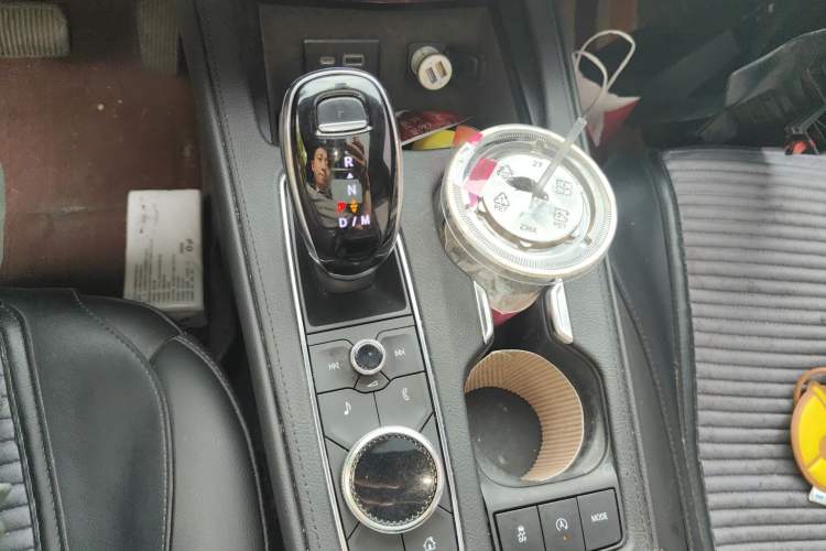 Used Cadillac XT4 2023 28T Two-Wheel Drive Fashion Edition
