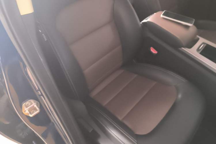 Used Geely Auto Emgrand GL 2018 1.4T DCT Prestige Smart Connectivity Version Right Front Seat