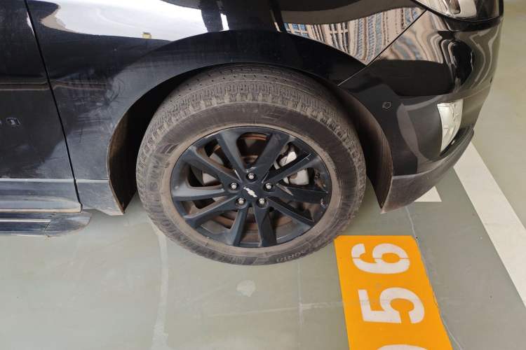 Used Chevrolet Equinox 2018 RS 550T Automatic All-Wheel-Drive Boundary Edition
