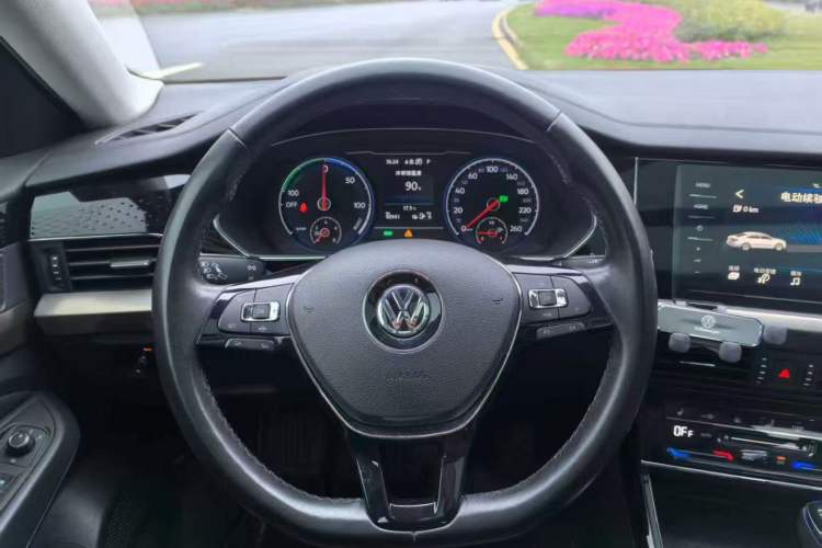 Used Volkswagen Passat New Energy 2020 430 PHEV Hybrid Elite Edition China VI Standard
