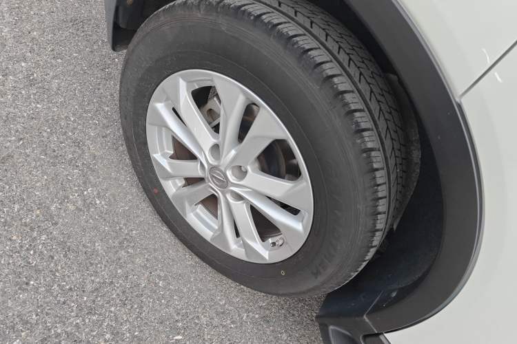 Used Nissan X-Trail 2014 2.5L CVT Luxury Edition 4WD
