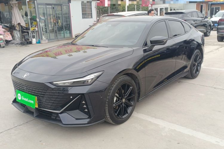 Used Changan UNI-V 2022 1.5T Smart Navigation Version