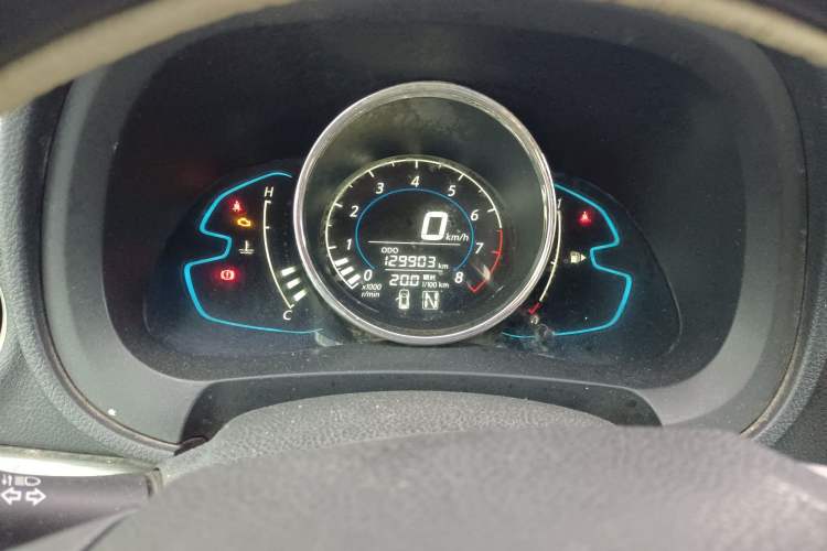 Used Venucia M50V 2017 1.6L XL CVT Luxury Edition
