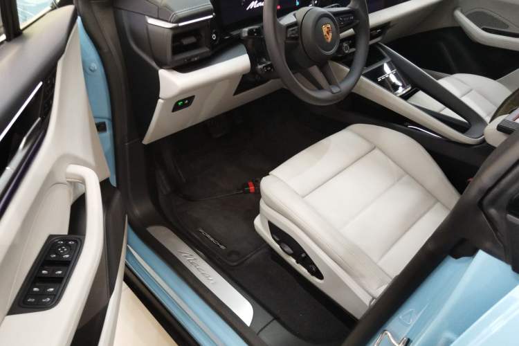 Used Porsche Macan 2024 Macan Long Range Edition