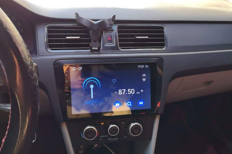 Used Skoda Rapid 2015 1.4L Manual Enjoyment Model