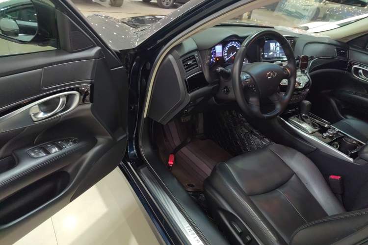 Used Infiniti Q70 2017 Q70L 2.5L Elite Edition Driver Seat