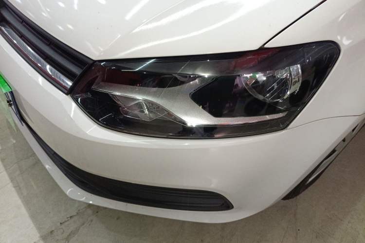 Used Volkswagen Polo 2016 1.4L Automatic Trendy Model Left Front Headlight