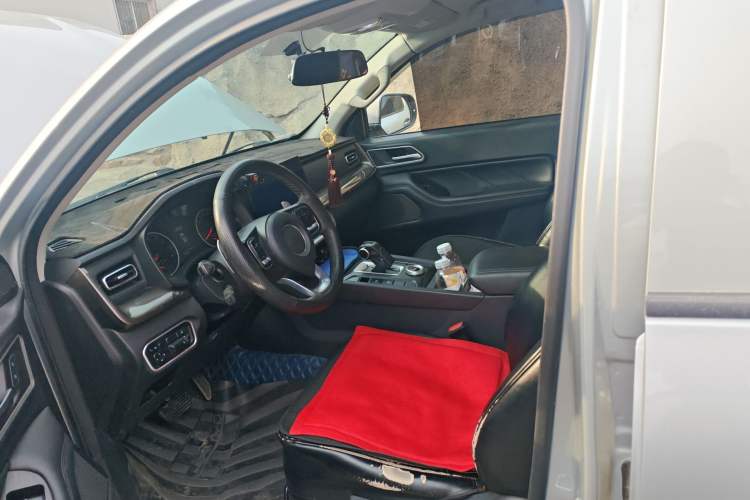 Used Great Wall Poer 2023 2.0T Commercial Version Automatic Gasoline 4x4 Elite Trim Standard Box GW4C20B Left Front Seat