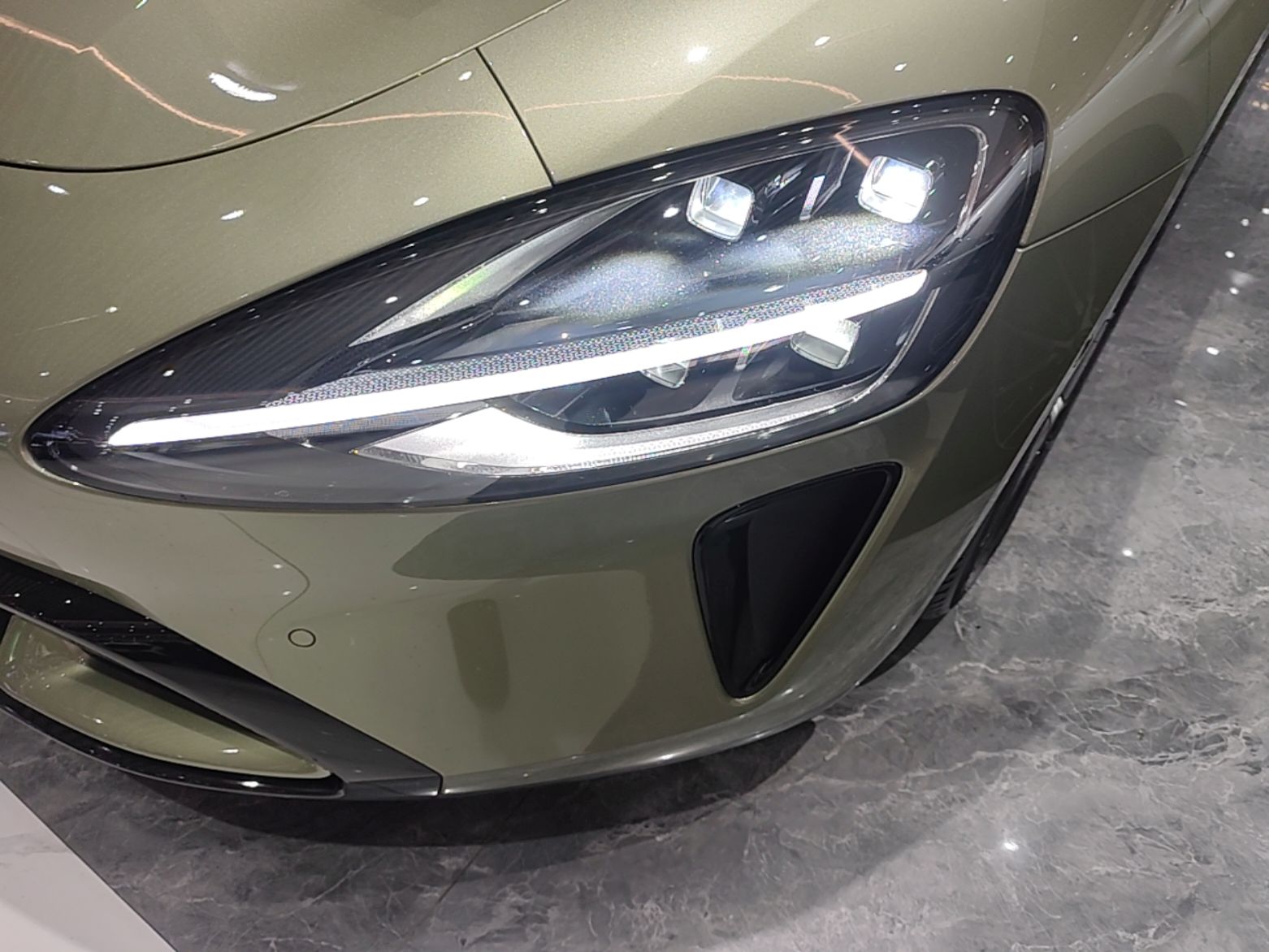 Xiaomi Auto SU7 2024 Rear-Drive Long-Range Intelligent Driving Version — снимка 8