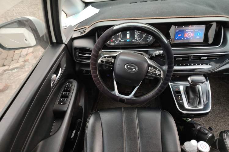 Used GAC Trumpchi M6 2019 270T DCT Luxury Edition (7-seater) China VI