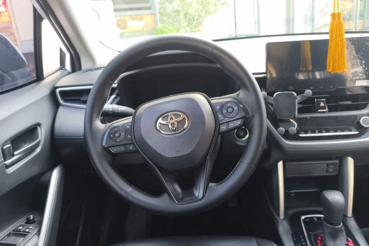 Used Toyota Corolla Cross 2024 2.0L Luxury Edition
