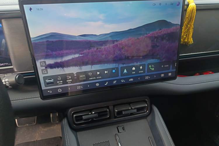 Used Formula Leopard 5 2023 Explore Edition
