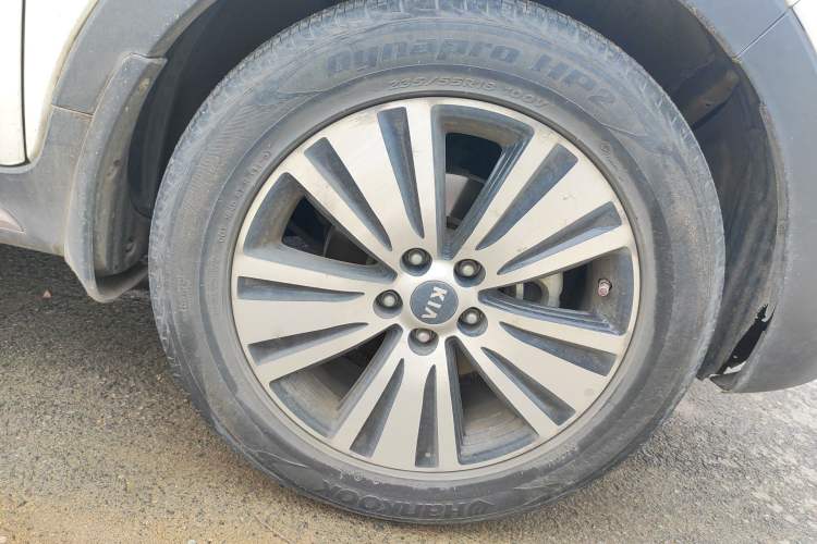 Used Kia Sportage R 2015 2.0L Automatic Two-Wheel Drive DLX Model