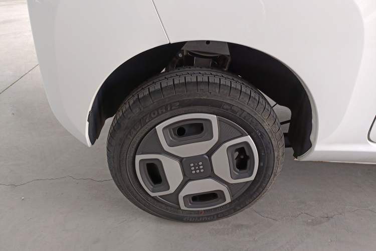 Used Dongfeng Fengon MINIEV 2022 Candy Edition Lightly Sweeted Right Rear Wheel Hub