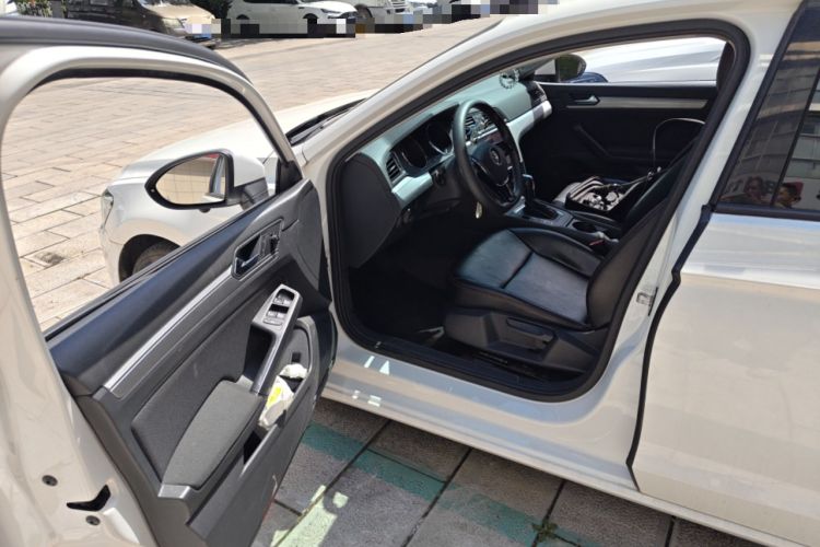 Used Volkswagen Lamando 2017 230TSI DSG Fashion Edition