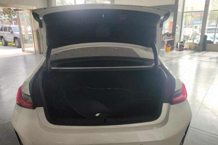 Used BMW 3 Series 2025 325Li M Sport Package
