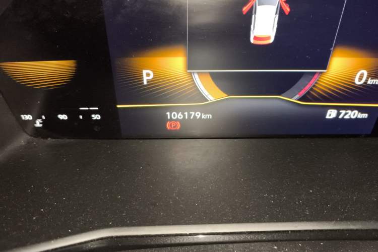 Used Volkswagen Lavida 2022 1.5L Automatic Comfort Edition Odometer Close Up