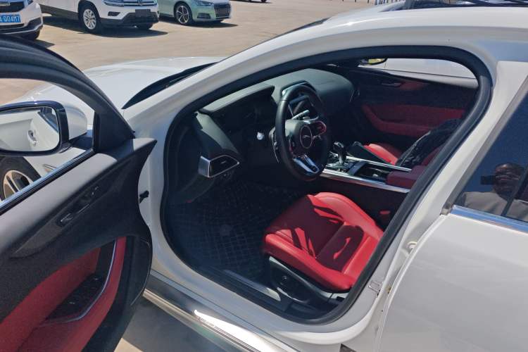 Used Jaguar XEL 2020 2.0T 200 PS R-DYNAMIC S Advanced Sport Edition
