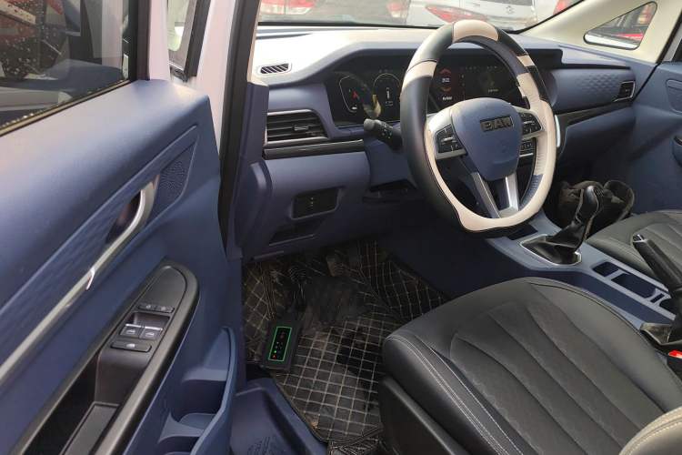 Used BAW Ruisheng Ace M7 2025 1.6L Manual Standard Wheelbase Comfort Version 5 Seats Driver Seat