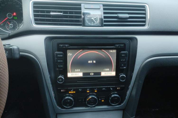 Used Volkswagen Passat 2013 1.8TSI DSG Prestige Edition
