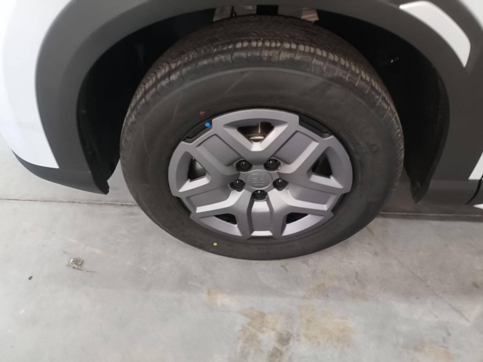 BYD Yuan UP 2027 Model Flying Edition 401KM Navigation Version — снимка 10