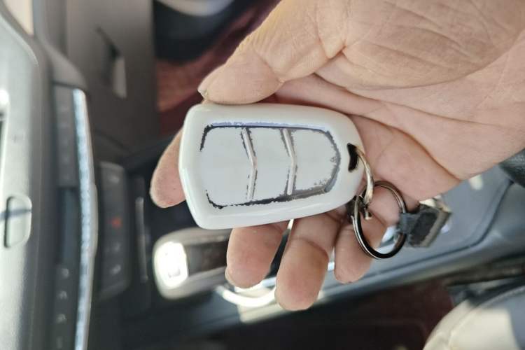 Used Cadillac XT4 2018 28T Two-Wheel Drive Leading Sport Model