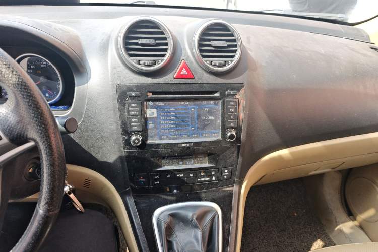 Used Haval H6 2012 Green Silence 2.0T Manual 4x4 Elite Model